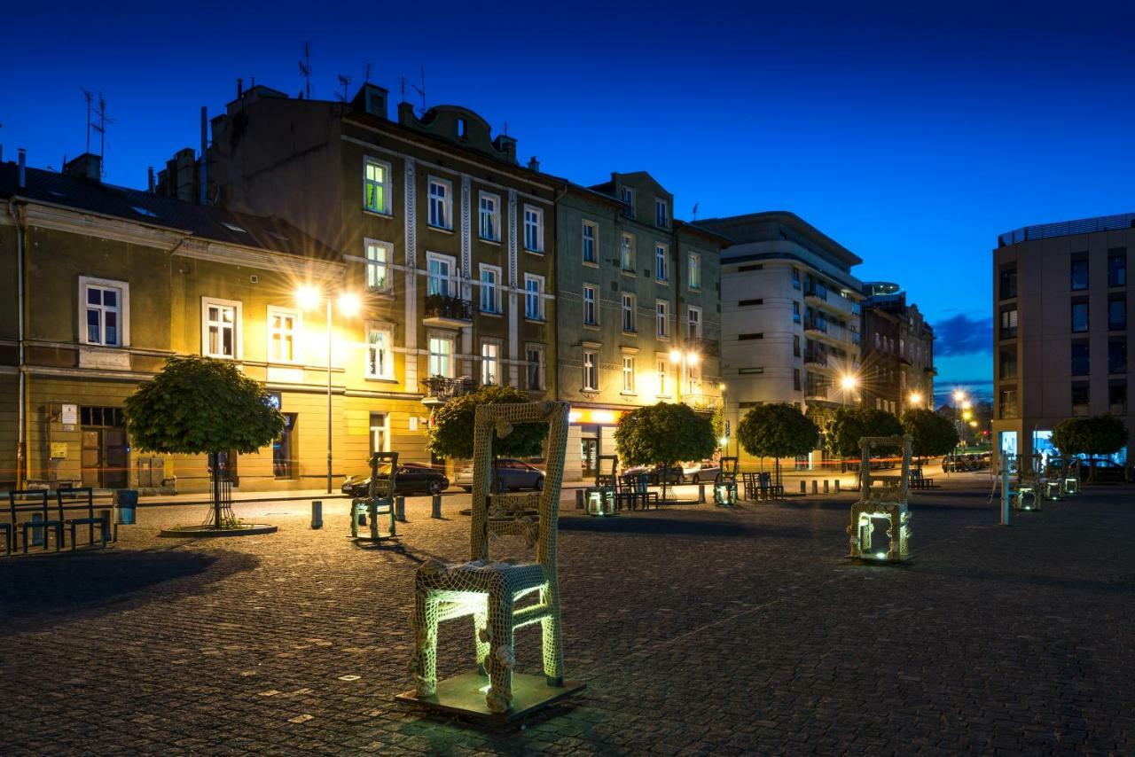 Home Far From Home Krakau Exterior foto